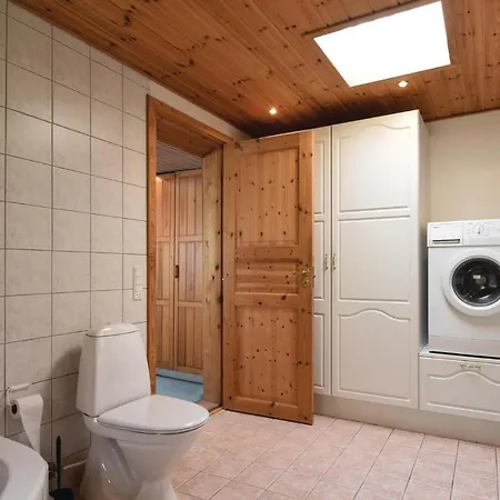 Two-bedroom Holiday In Juelsminde *